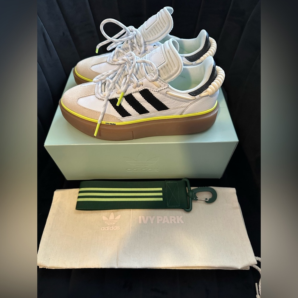 Brand New Adidas Ivy Park Super Sleek 72 Sneakers